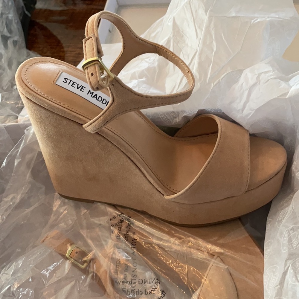 Steve Madden Wedges